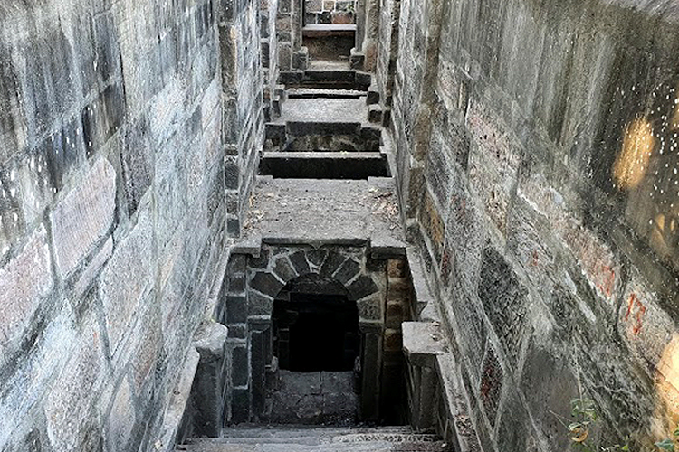 Stepwell